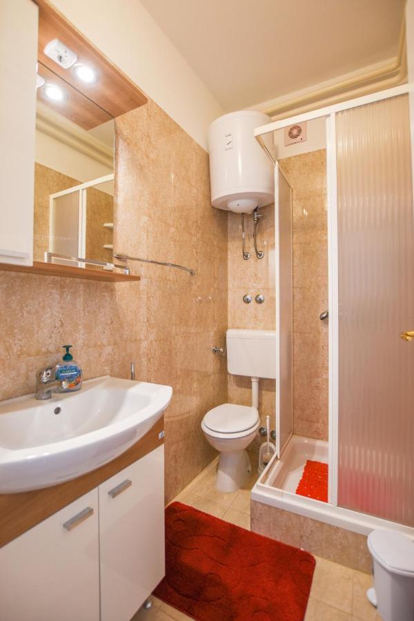 Apartmani Marija Ljubica 帕格 外观 照片