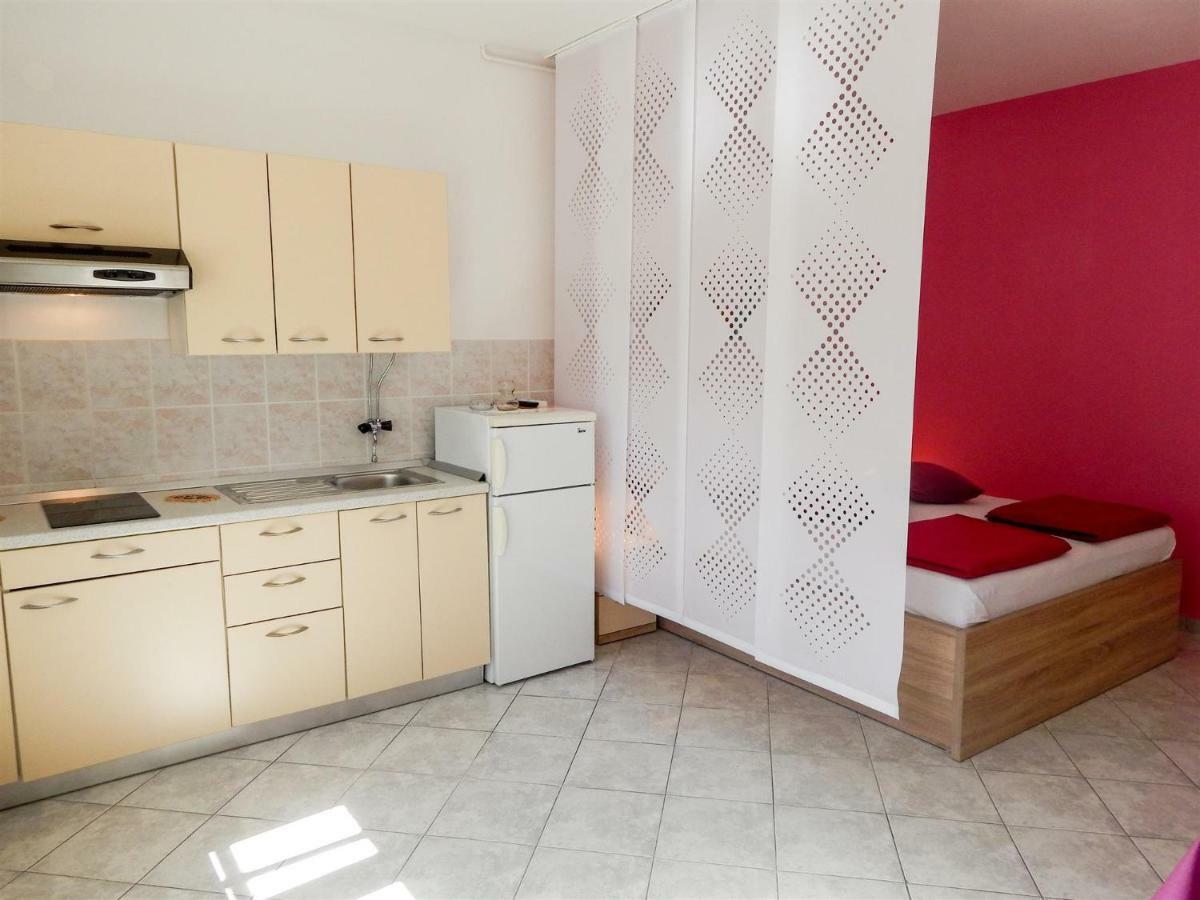 Apartmani Marija Ljubica 帕格 外观 照片
